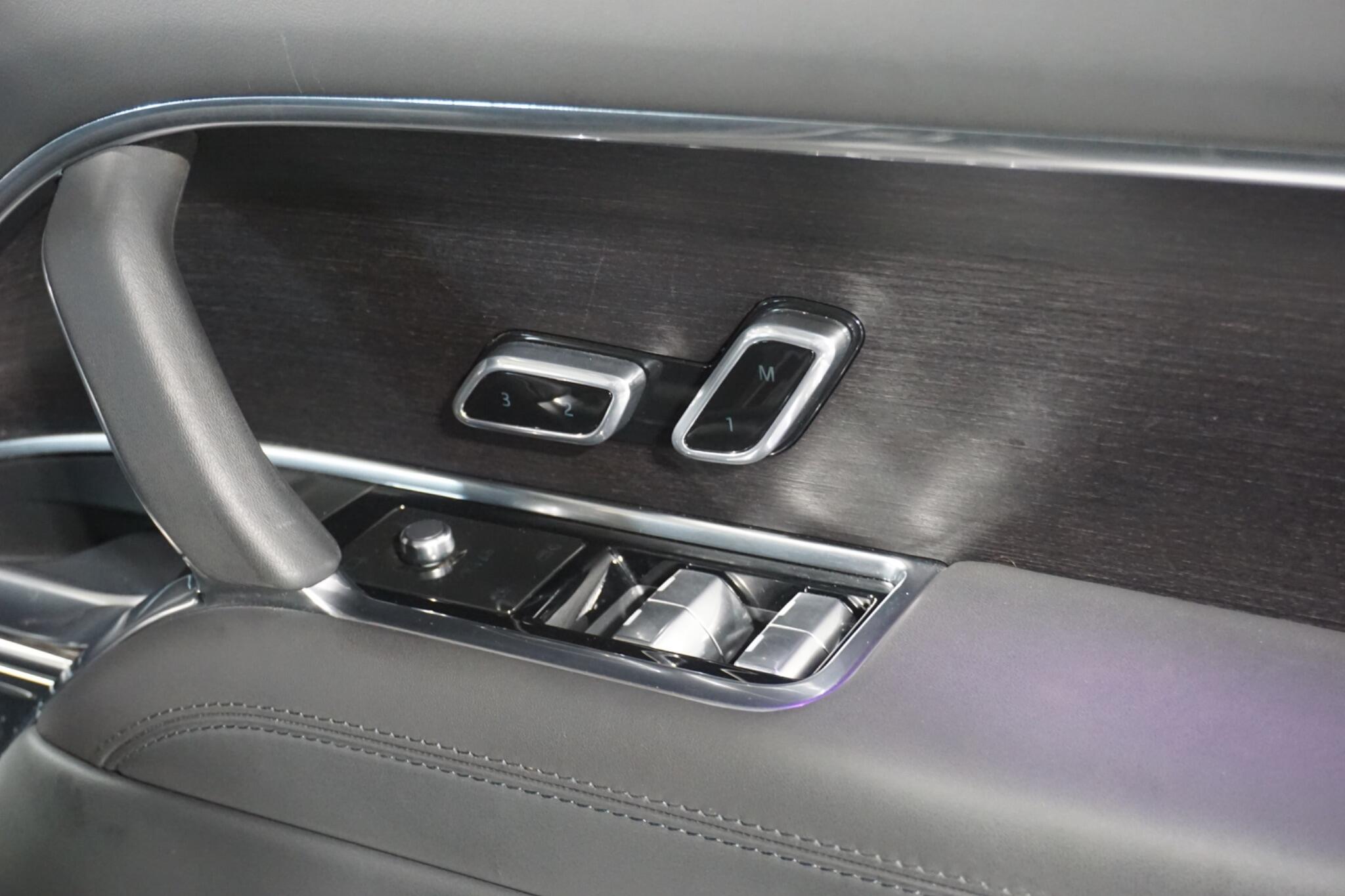 Land Rover Range Rover 3.0 D350 MHEV HSE SUV 5dr Diesel Auto 4WD Euro 6 (s/s) (350 ps)